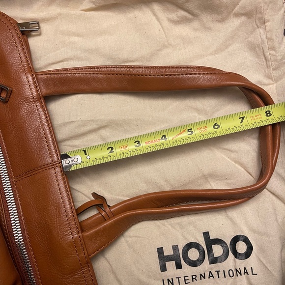 Leather satchel by Hobo. Beautiful pecan color - Picture 8 of 8